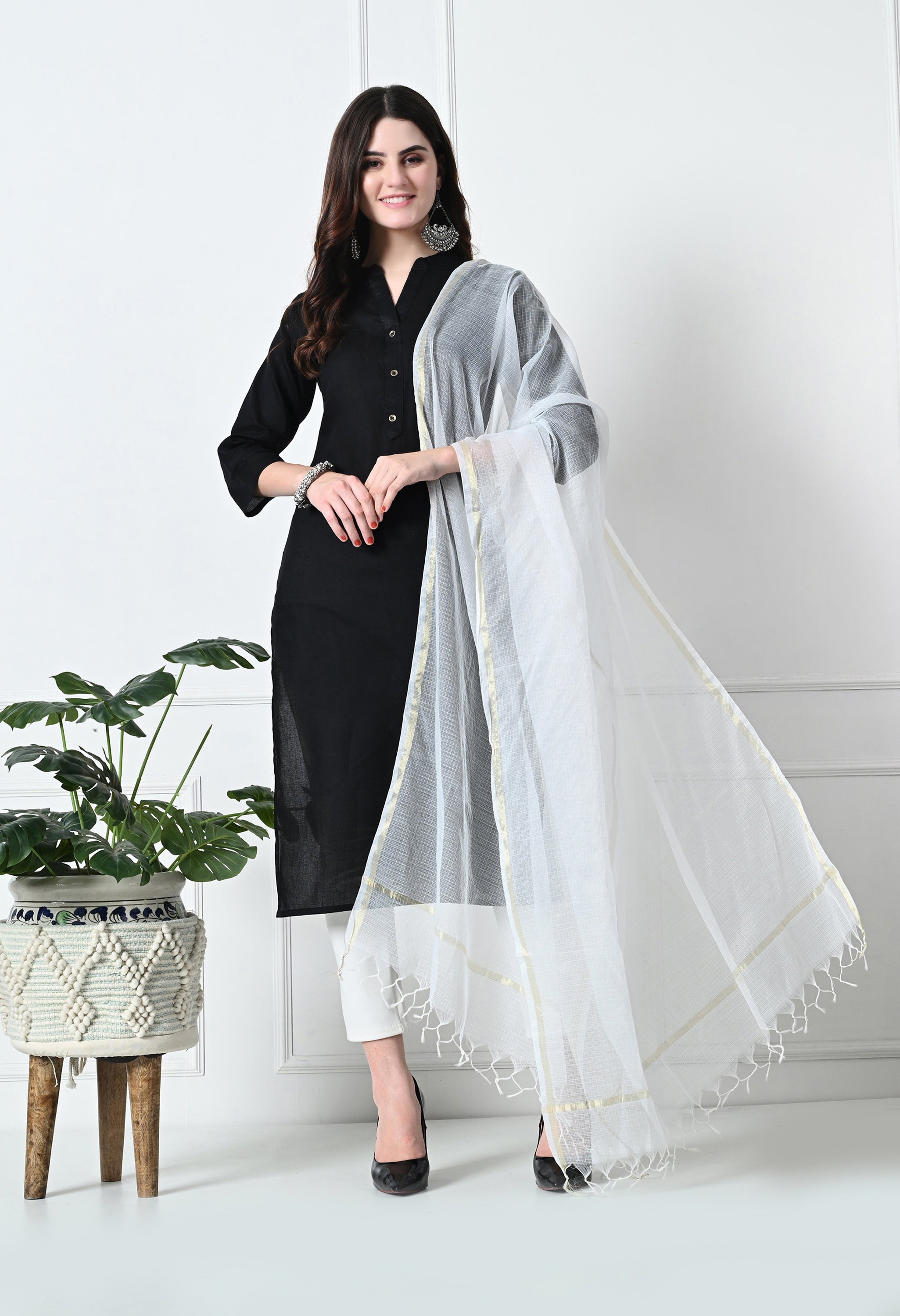 White & Gold Kota Doria Cotton Dupatta